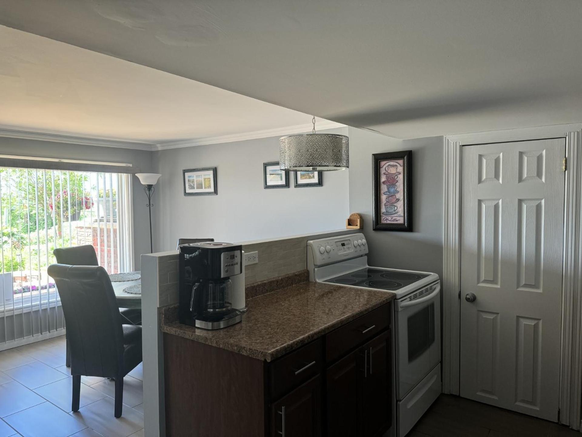 Lazy Dayz Vacation Rental Picton Buitenkant foto